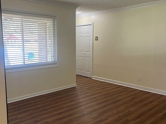 5th image of 6435 Connell Rd