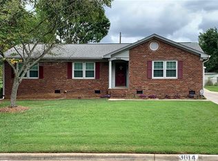 3614 Northfield Pl, High Point, NC 27265