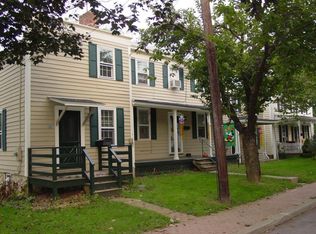 32 Halstead St, Clinton, NJ 08809