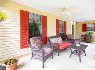 108 Hemlock Dr, Williamstown, NJ 08094