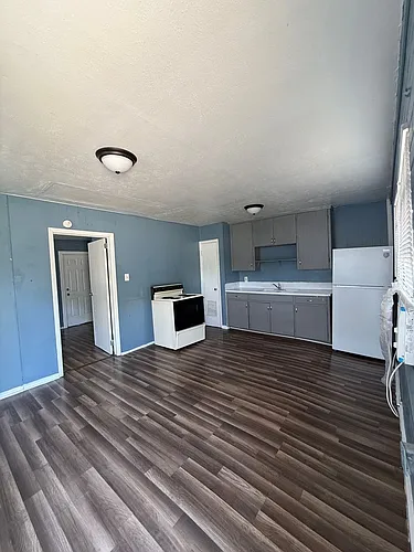 203 W Dove Ln Photo 1