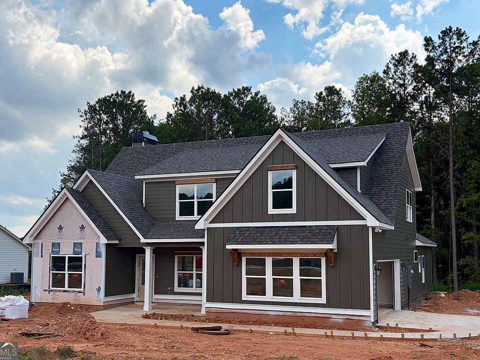 2nd image of 120 Woodford Dr