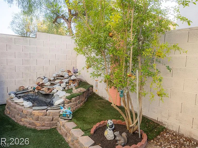 805 Old Mine Creek Ln — Photo 32