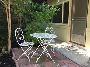 64 Laurel St APT 1, San Carlos, CA 94070