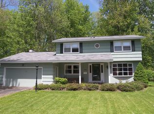 4020 Bay Park Dr, Liverpool, NY 13090