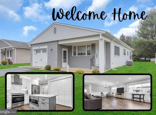 51 Rodhos St, Toms River, NJ 08757