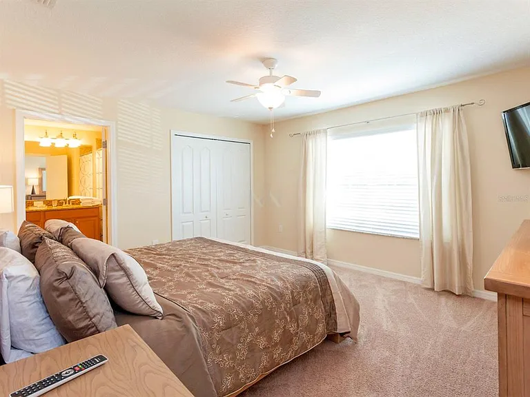 8923 Candy Palm Rd — Photo 10