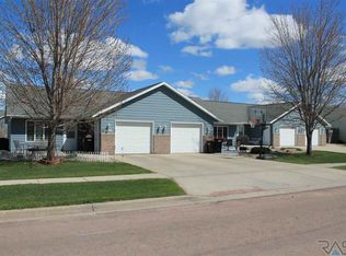 600 N 9th Ave, Brandon, SD 57005