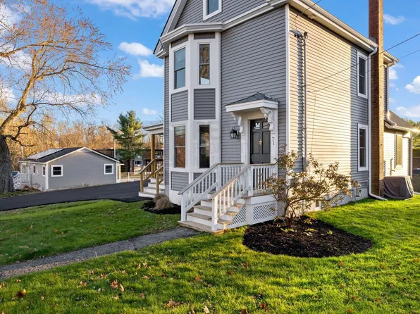 71 Rutland St, Dover, NH 03820