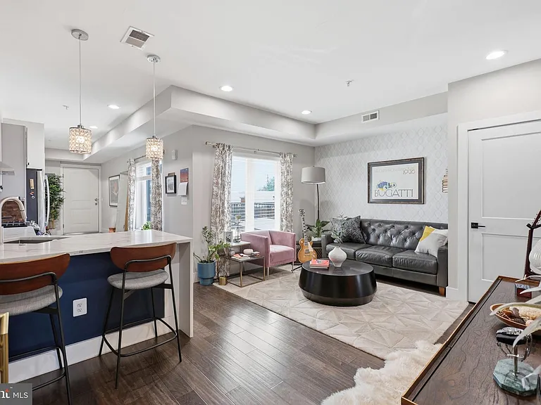 1207 Kennedy St NW #4 — Photo 1