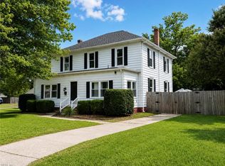 498 Romayne Dr, Newport News, VA 23601