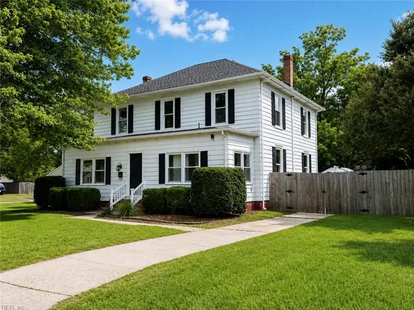 498 Romayne Dr, Newport News, VA 23601