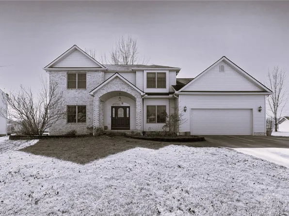 161 Woodland Run, Canfield, OH 44406