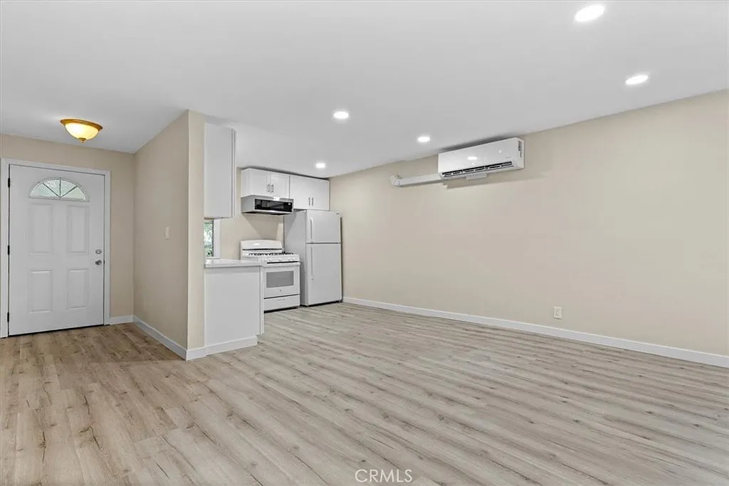 1 bed, 600 sqft, $2,799 — Photo 3