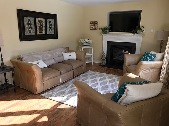 5th image of 3387 Layfield Dr