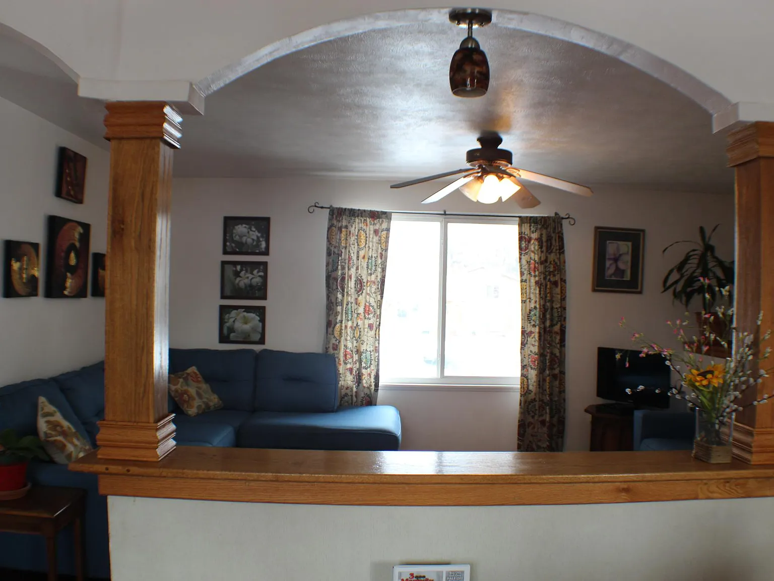 813 Winchester Dr — Photo 3