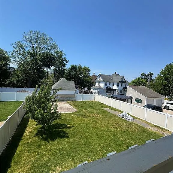 158 Church St #2 — Photo 4