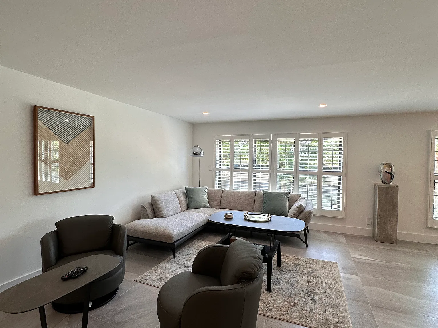 2 bed, 1710 sqft, $11,000 — Photo 4
