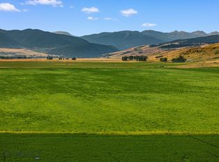 2221 Gateway South Rd, Gallatin Gateway, MT 59730