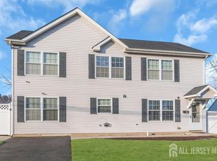 29 Ash Ter, Parlin, NJ 08859