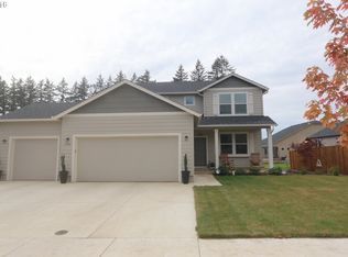 1016 S 55th St, Springfield, OR 97478