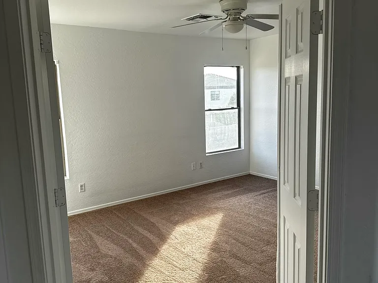 12337 W Sweetwater Ave — Photo 12