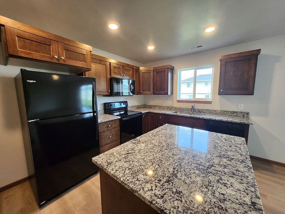1st image of 5700 E Radiant Pl #5703