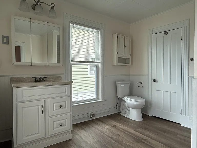 606 Park Ave #606 — Photo 10