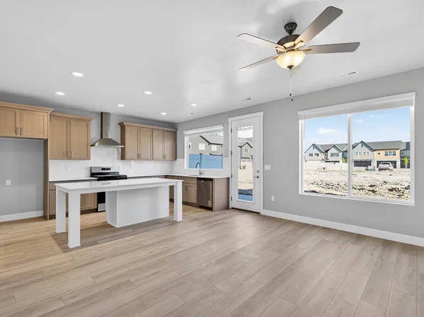 2741 N Galloway Ln, Plain City, UT 84404