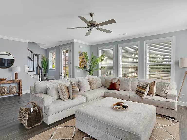 8087 Honeycomb Ln — Photo 4