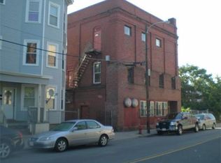 207 Chestnut St, Lynn, MA 01902