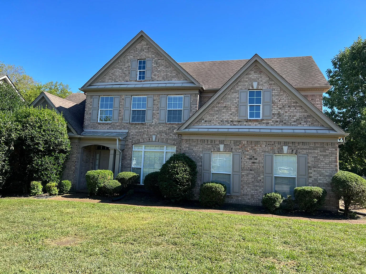 4 bed, 3.5 bath, 3184 sqft, $4,250 — Photo 3