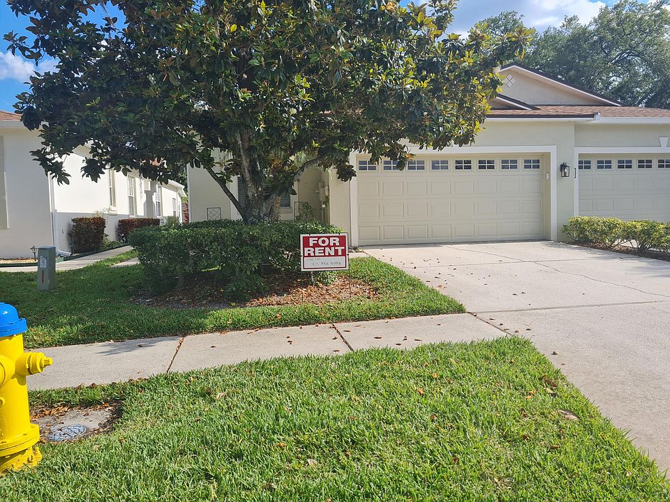 1st image of 10523 Fire Oak Ct
