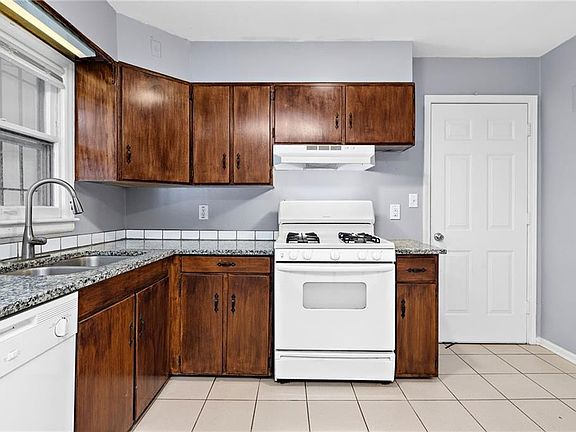 5th image of 6206 Fairlane Dr
