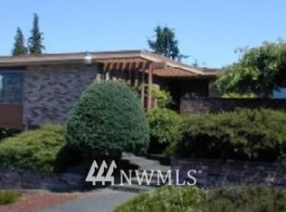 1727 N Bridgeview Dr, Tacoma, WA