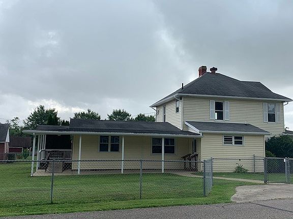 5th image of 478 Dewey St