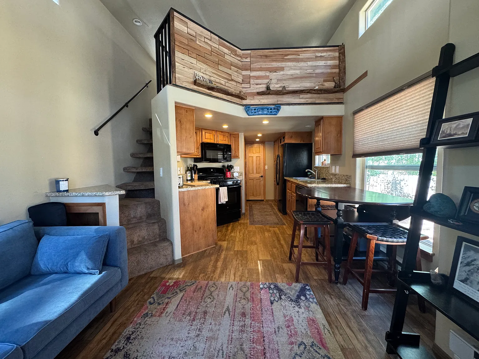 1 bed, 400 sqft, $2,500 — Photo 2