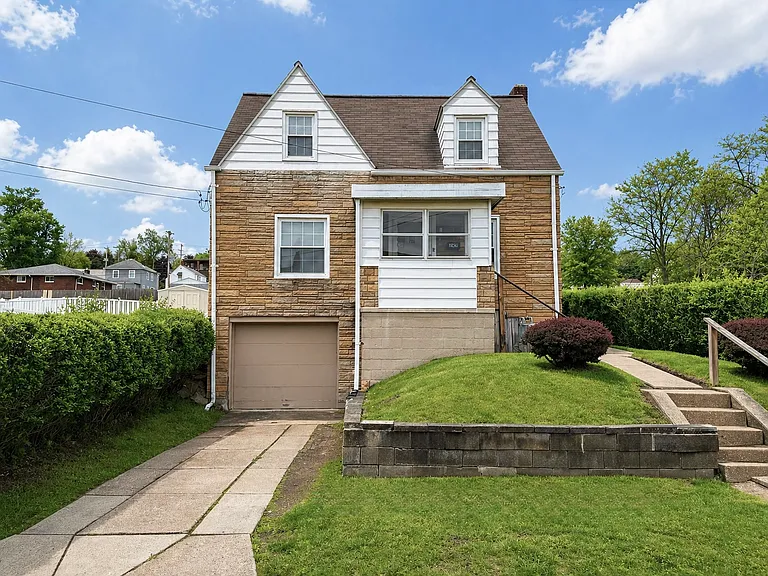 144 Oak St — Photo 11