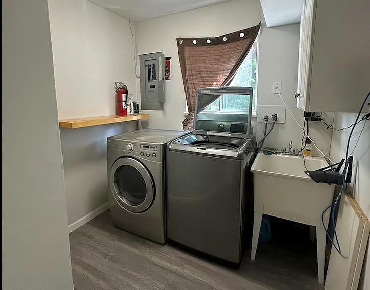 1900X 60th Ave — Photo 8