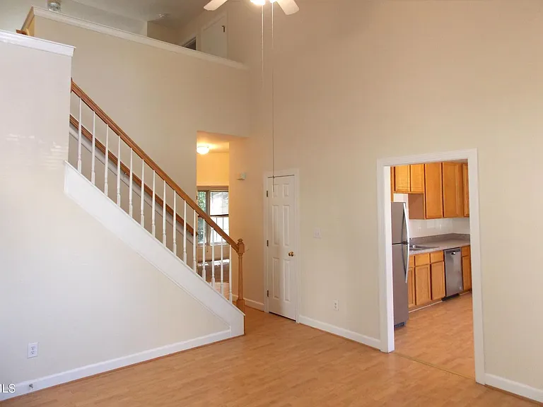 2701 Sterling Park Dr — Photo 3