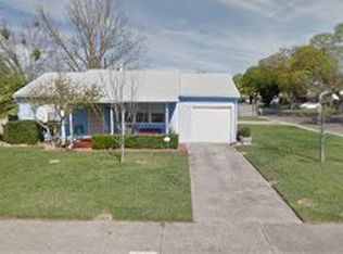 565 E Barrymore St, Stockton, CA 95204