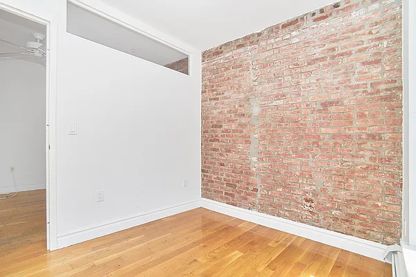 Rented by Keller Williams NYC | media 25