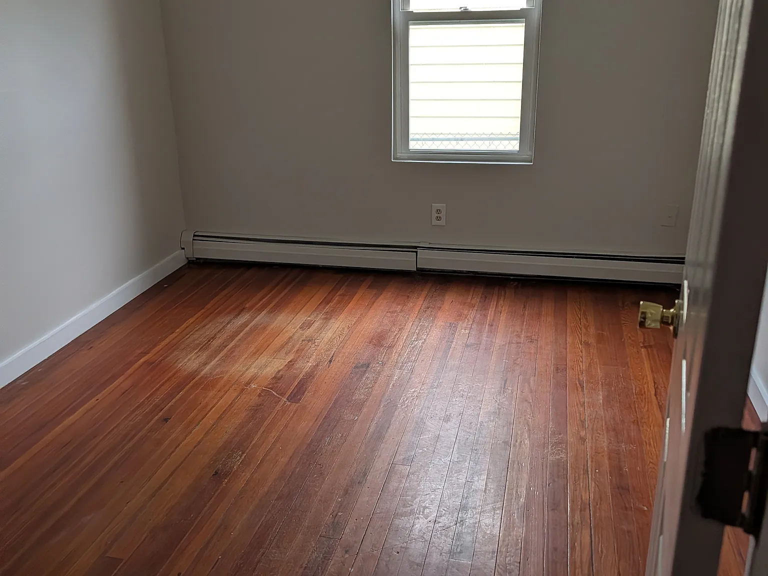 41-43 Perrine Ave — Photo 2