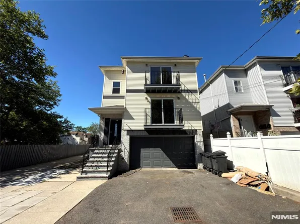 66 Montclair Ave, Newark, NJ 07104
