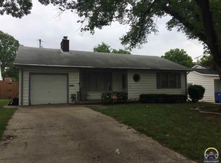 1022 SW Parkview St, Topeka, KS 66604