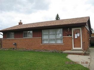 901 Emma Dr, Holly, MI 48442