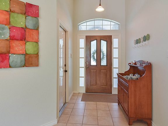 3rd image of 4014 Legend Creek Dr