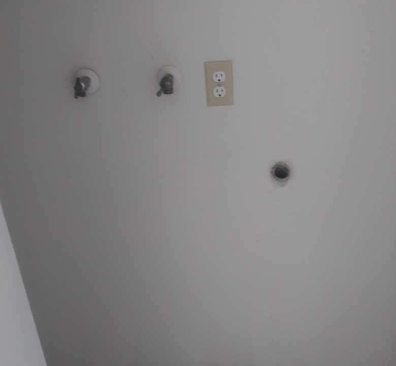 1st image of 6820 Purdy Ave