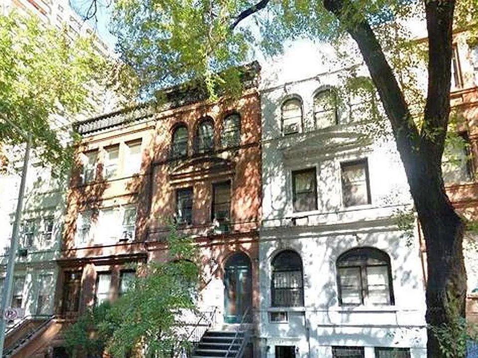 2nd image of 149 W 95th St APT 2b