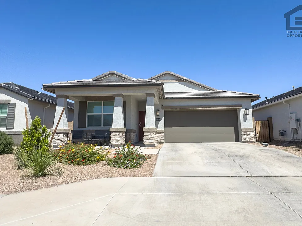 40110 W Shaver Dr